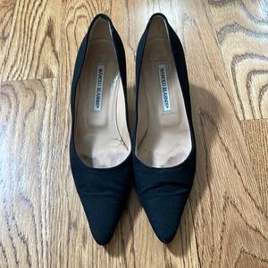 Manolo Blahnik linen pumps